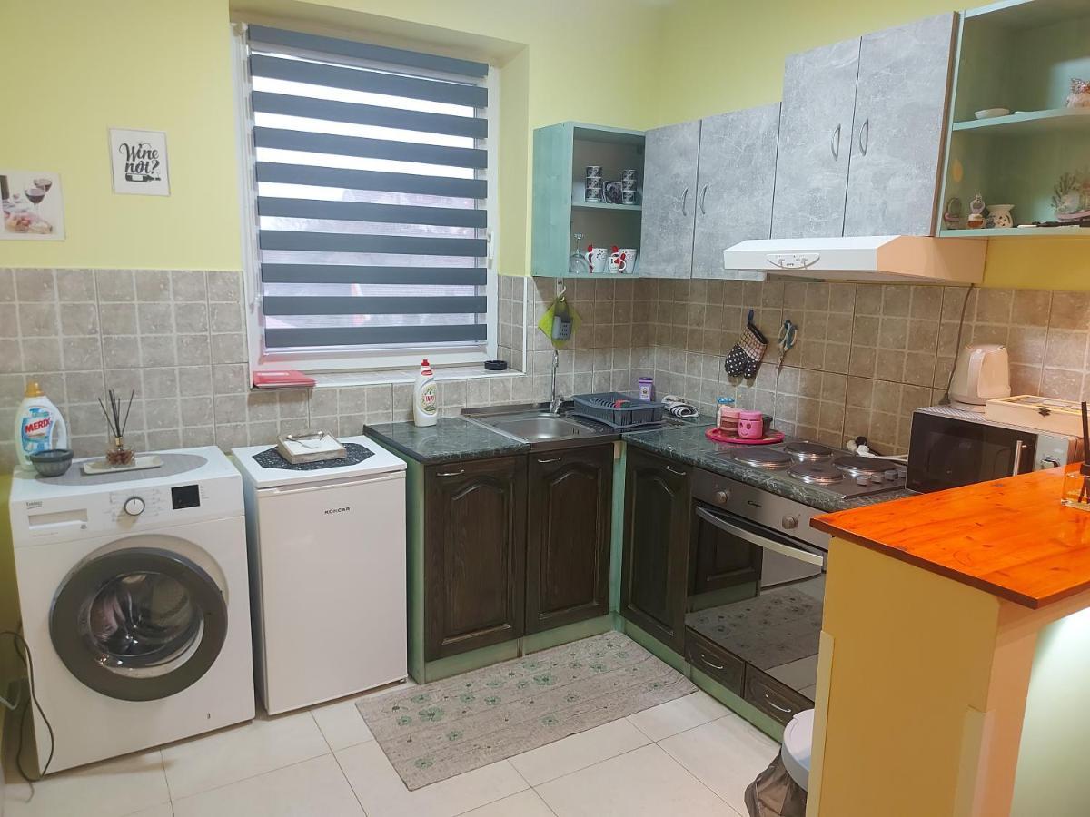 Apartment Sladana I Luna Суботица Экстерьер фото